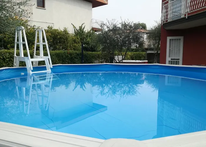 Apartament Tony Lazise